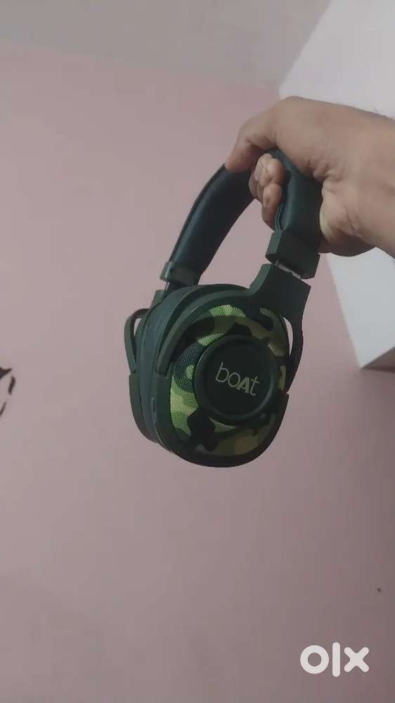 BoAt Rockers 550 HeAdphone