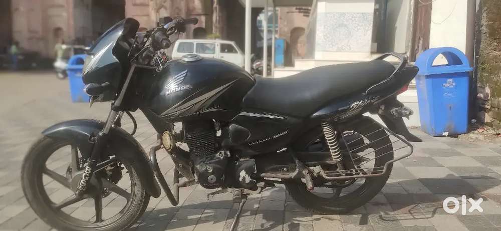 Honda cb shine 125cc (2011) model