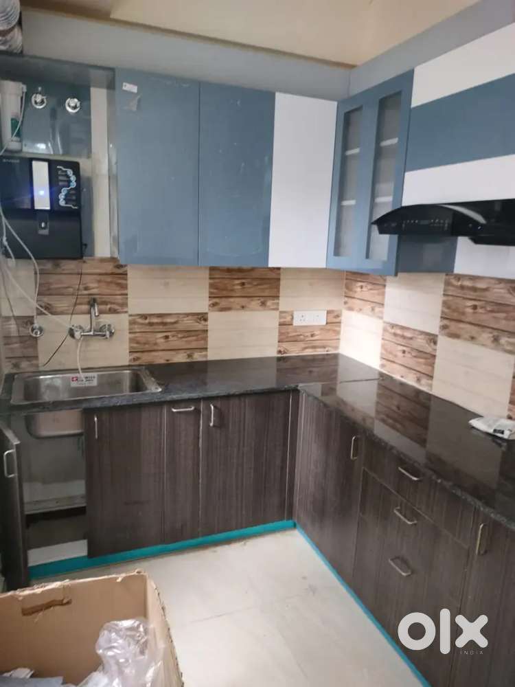 Dream valley Enchante 2bhk + study semi furnished