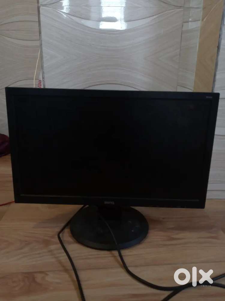 BenQ 19 inch monitor