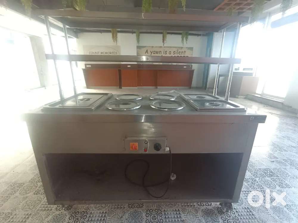 Food counter Bain marie with wheels