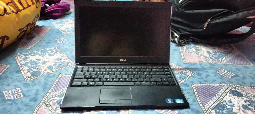 Dell Laptop i3  4GB RAM + 128GB SSD  Charger Included