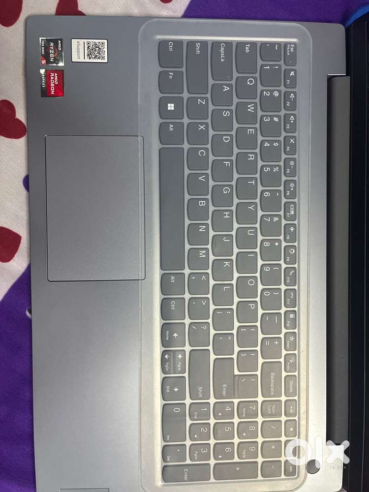 Lenovo V15 Ryzen 5 7000U FHD AMD Graphics 8 GB Ram, 512GB SSD