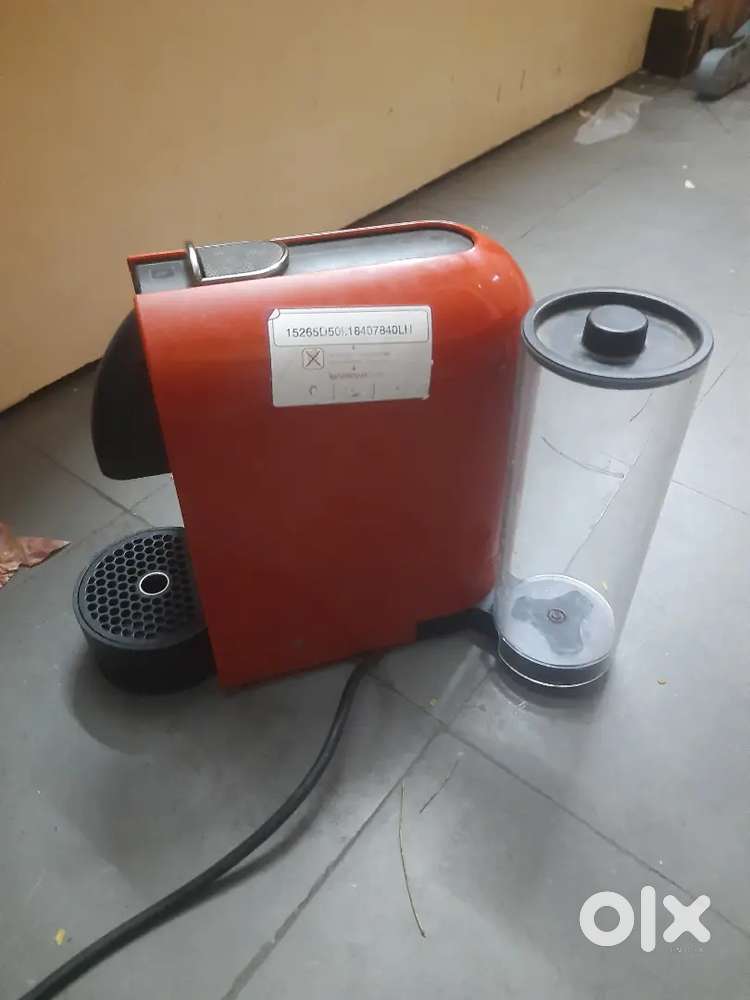 Nespresso d50 coffee maker