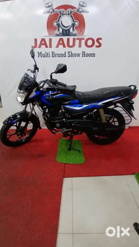 Bajaj PLATINA (2024)