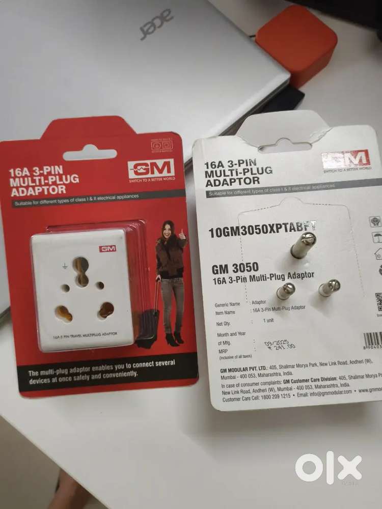 Multi plug adapter