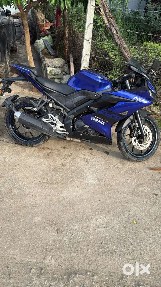 Yamaha R15 V3