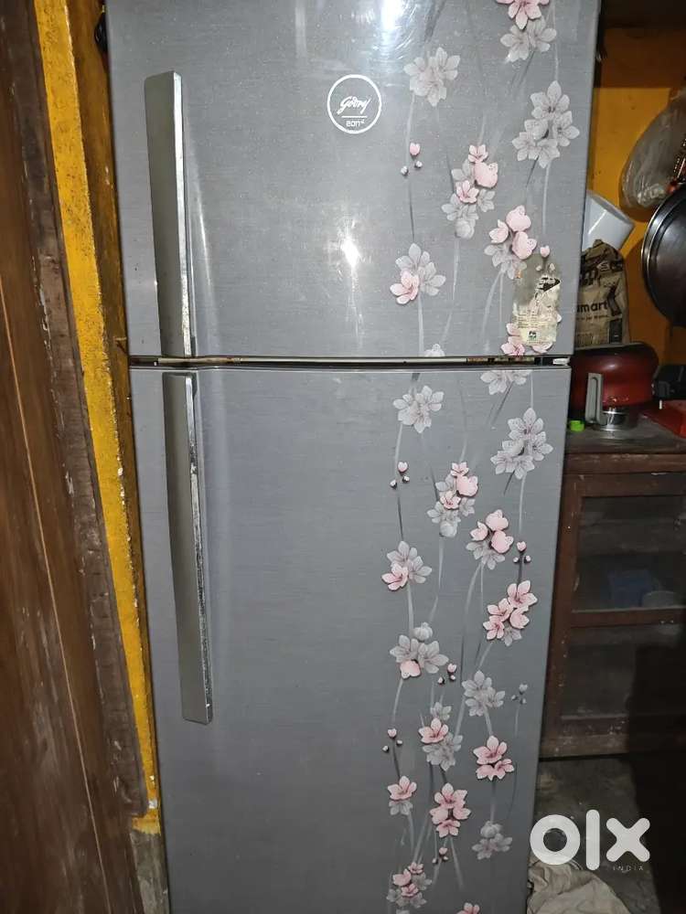 Godrej 235 Lt Working Condition Fridge For Sale