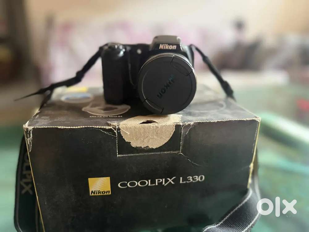 Nikon l330