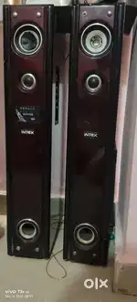 Intex tower speakers with blutooth and wireless mic