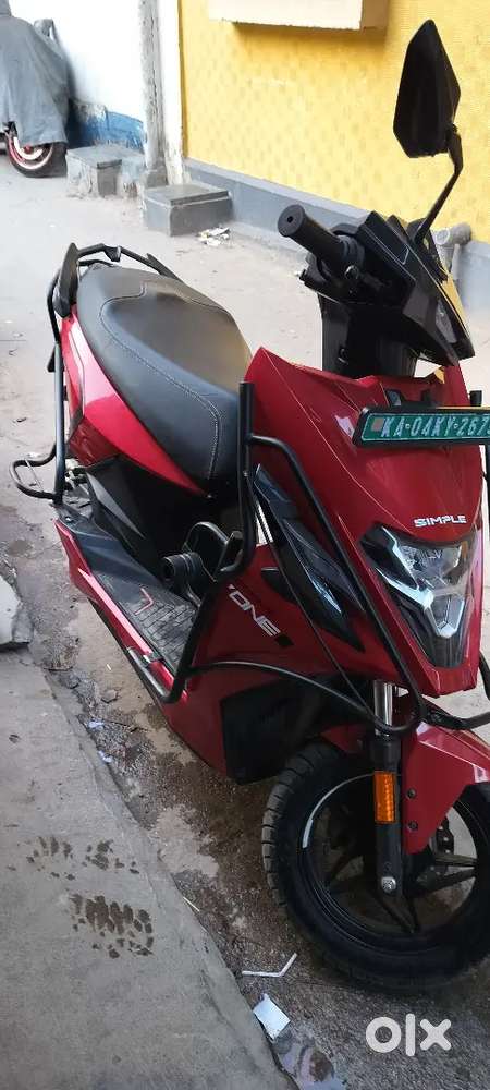 Simple one... 4months old vehicle..