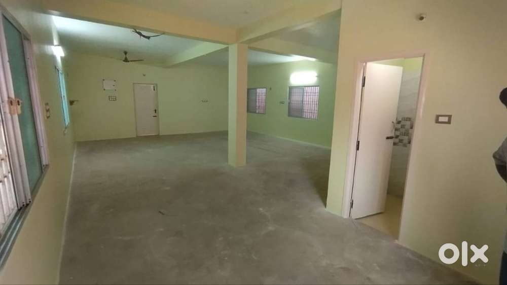 Ground Floor ! Godown/office for Rent-1500 Sq.ft  Easy Highway Access