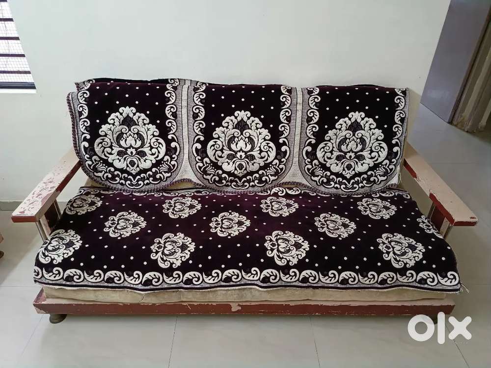 Old Sofa Sag (teakwood)