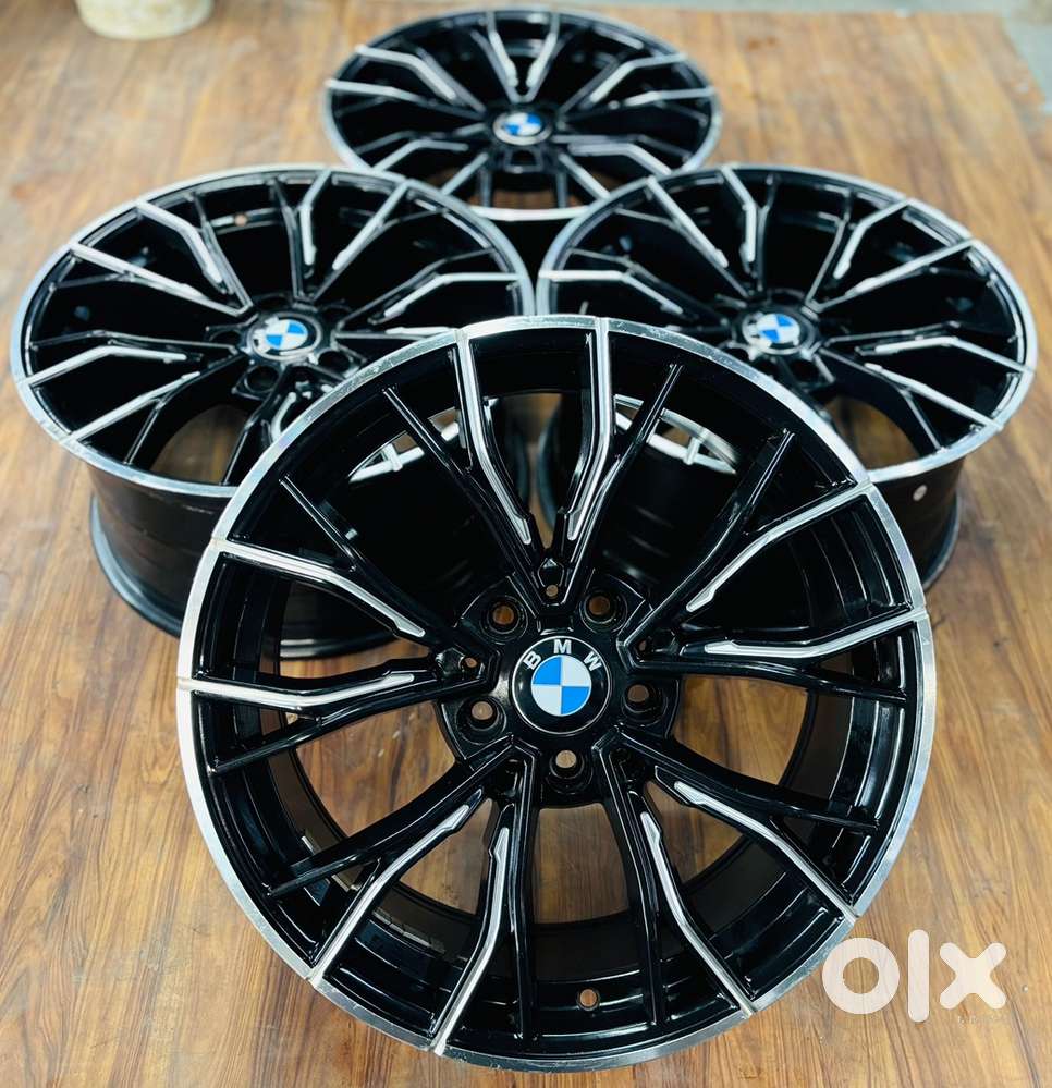18” 5*120 Stragged  8J—9J  In brand new condition set of 4