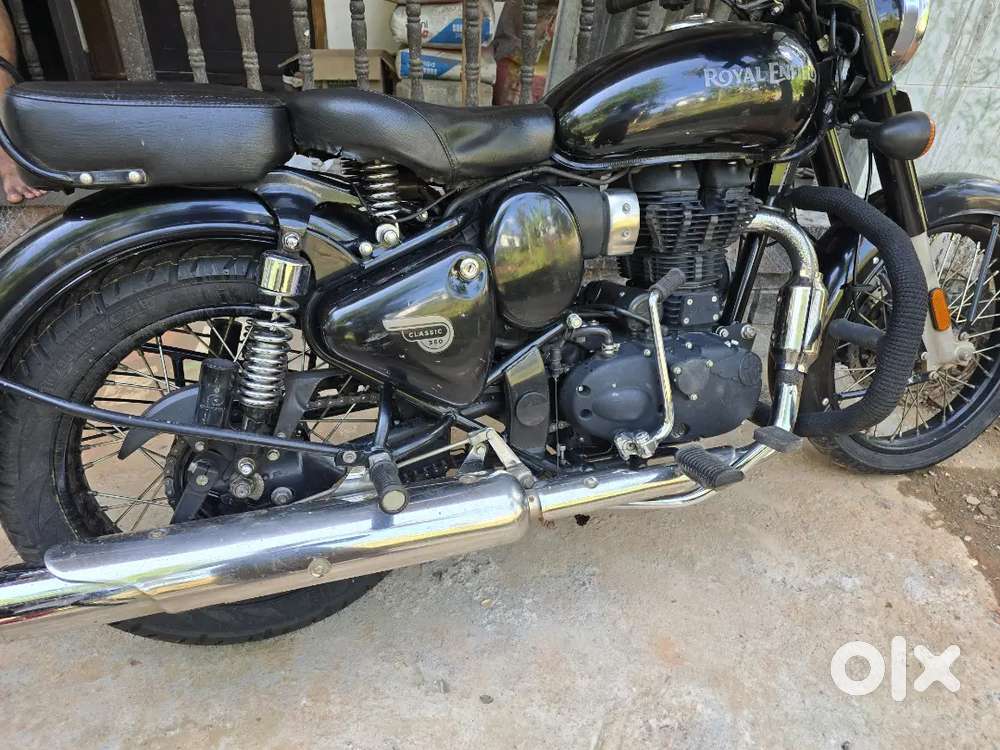 Royal Enfield classic 350 full black