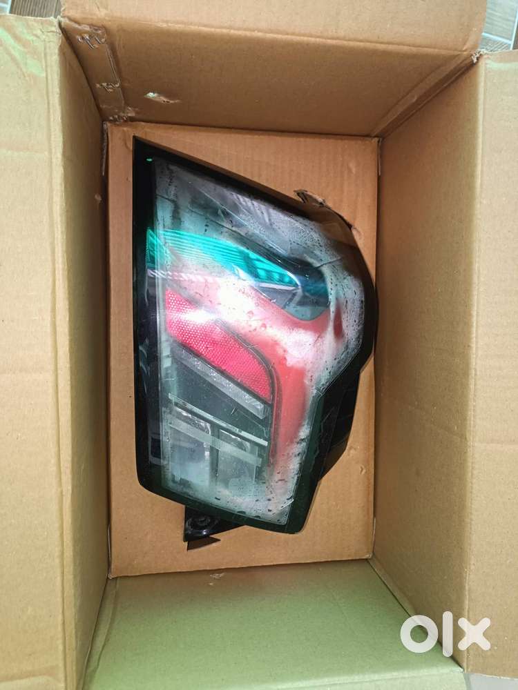 Dzire vxi 2025 left tail light