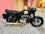 Royal Enfield Bullet ClASSICFULLY MODIFIED BLACK  EDITION 1 ST OWNER