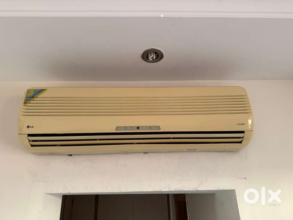 LG AC good condition