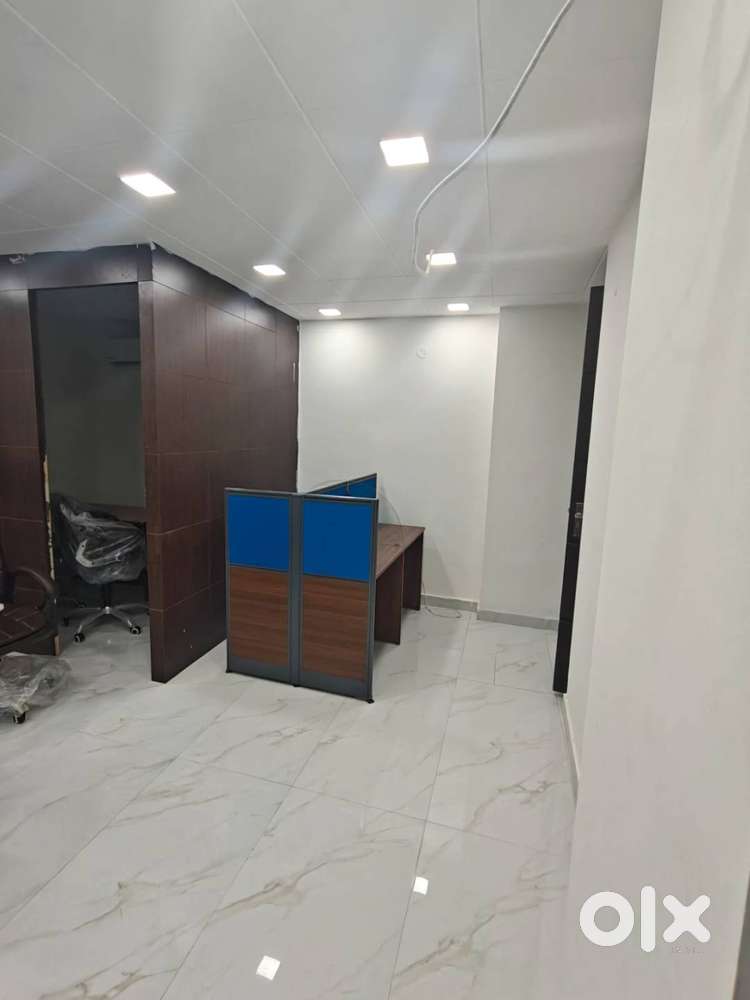 Luxury Furnished office space for rent in Laxmi Nagar