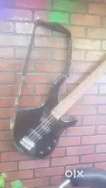 Electronic guitar