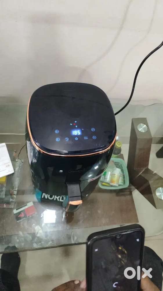 Pigeon Healthifry Digital Air Fryer 1200 Watts Non-Stick 4.2 L Basket