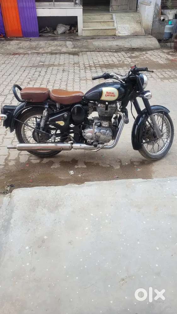 Royal Enfield model 2014 excellent condition back new tyre battery