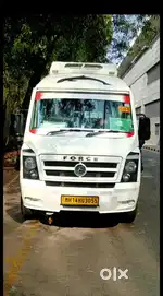 BUS 17 SEATER AC