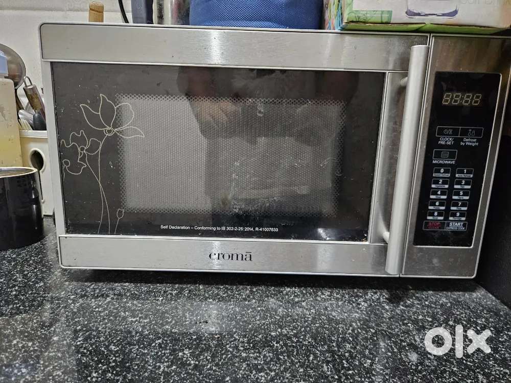 Croma Solo microwave oven