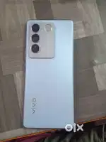 Vivo v 27, 8/128 gb , good condition