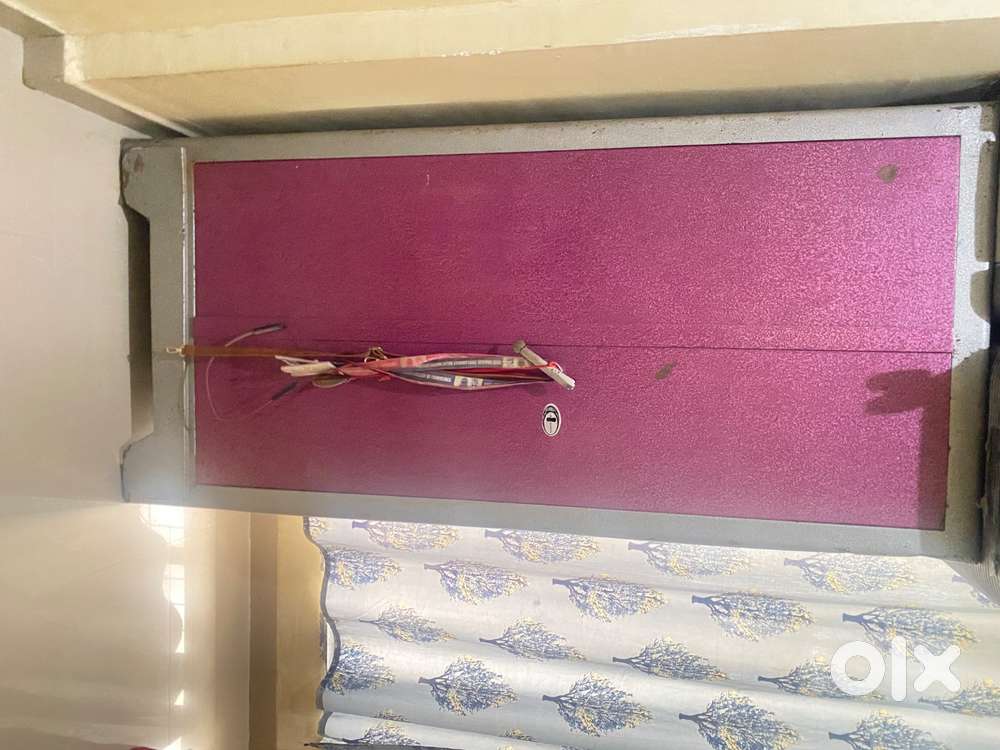 Cuboard good condition