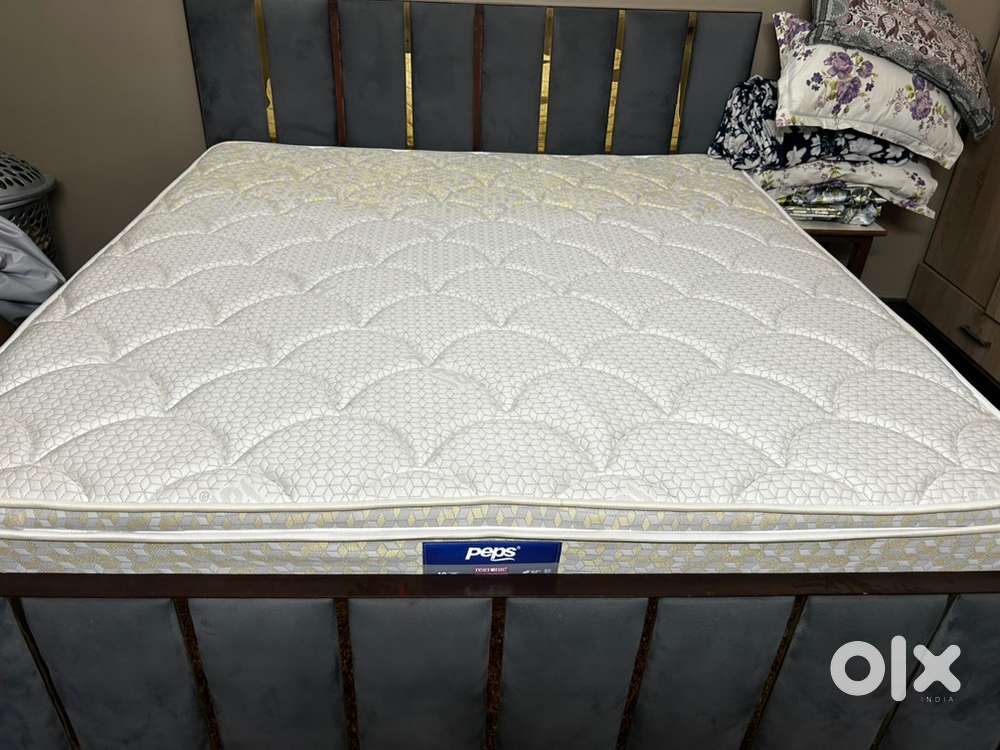 Mattress and Bed