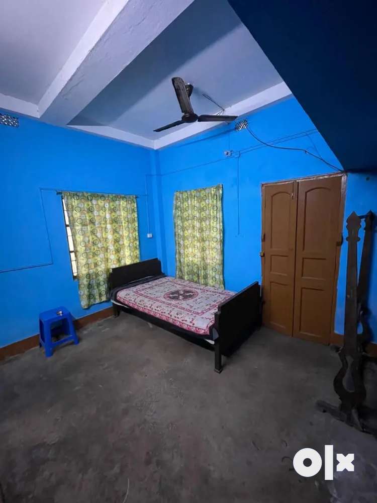 Single RK rent for resident at Baguiati, Joramandir.