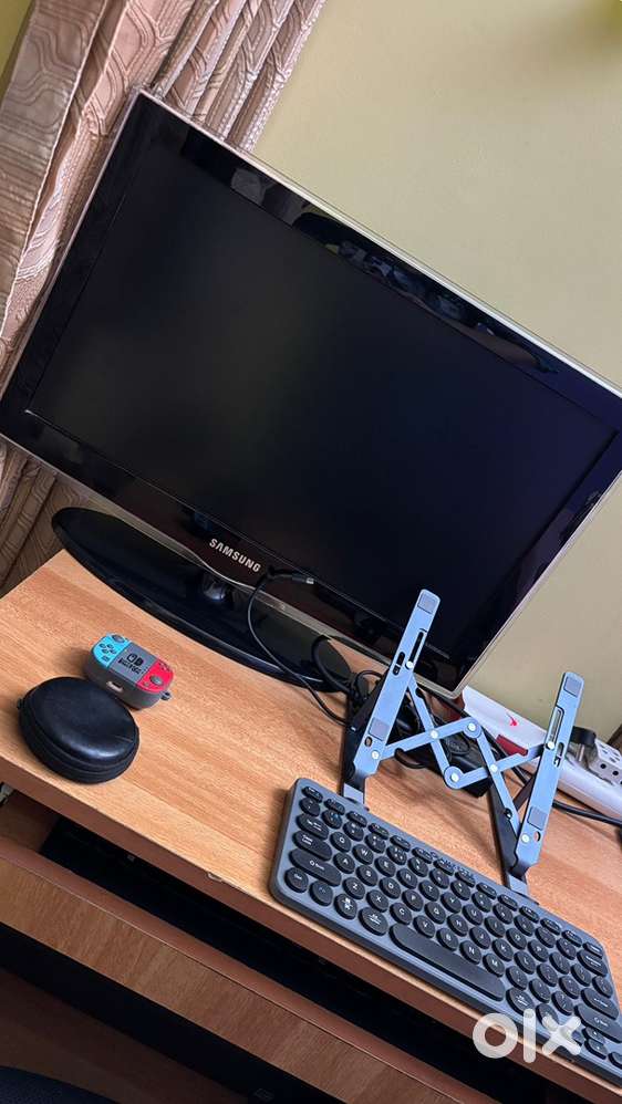 Samsung 22 inch LCD TV