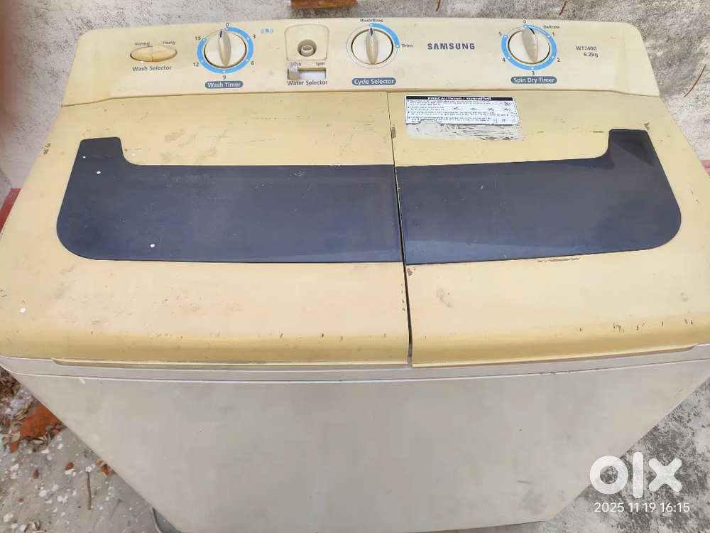 Samsung 6.2 KG semi-automatic Washing Machine