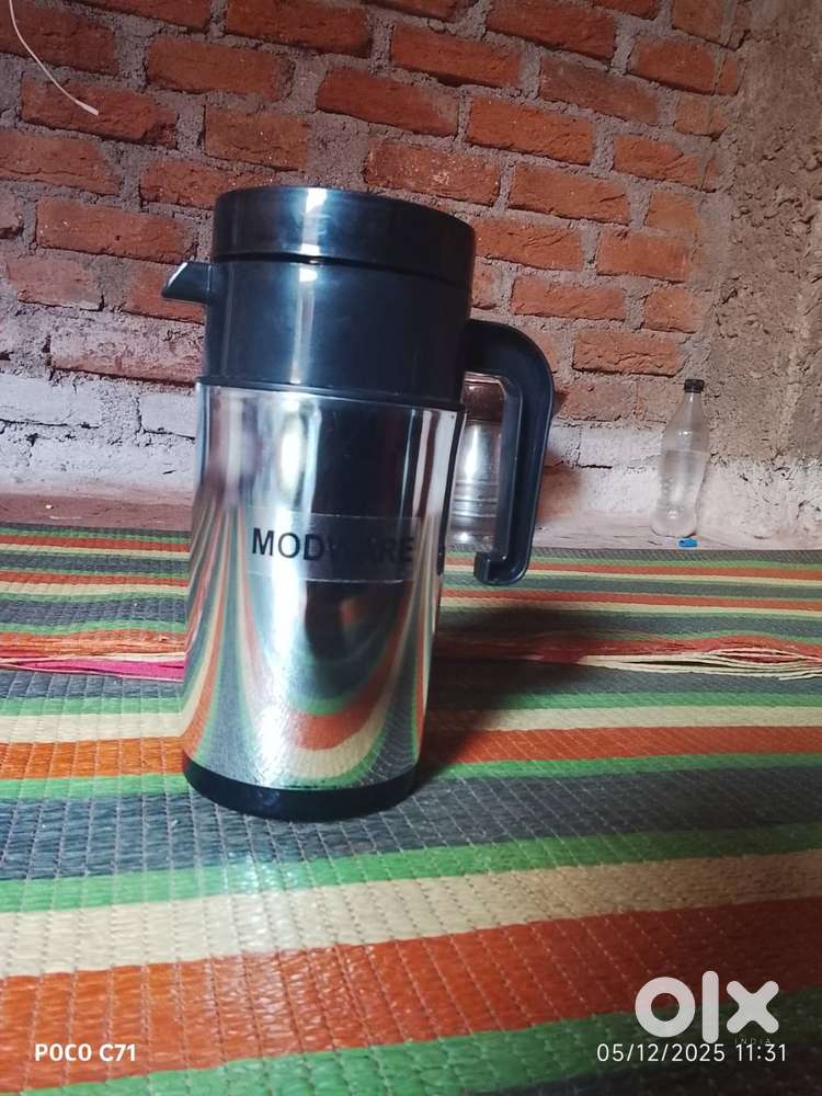 Chilled hot  tea jug