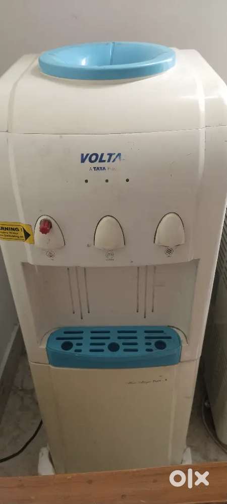 Voltas water dispenser