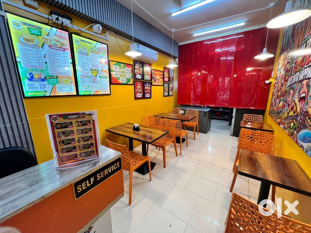 Cafe for Sale in Alkapuri