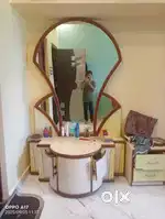 Dressing table