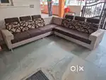 Corner sofa in excellent condition. 3+5 seating capacity
