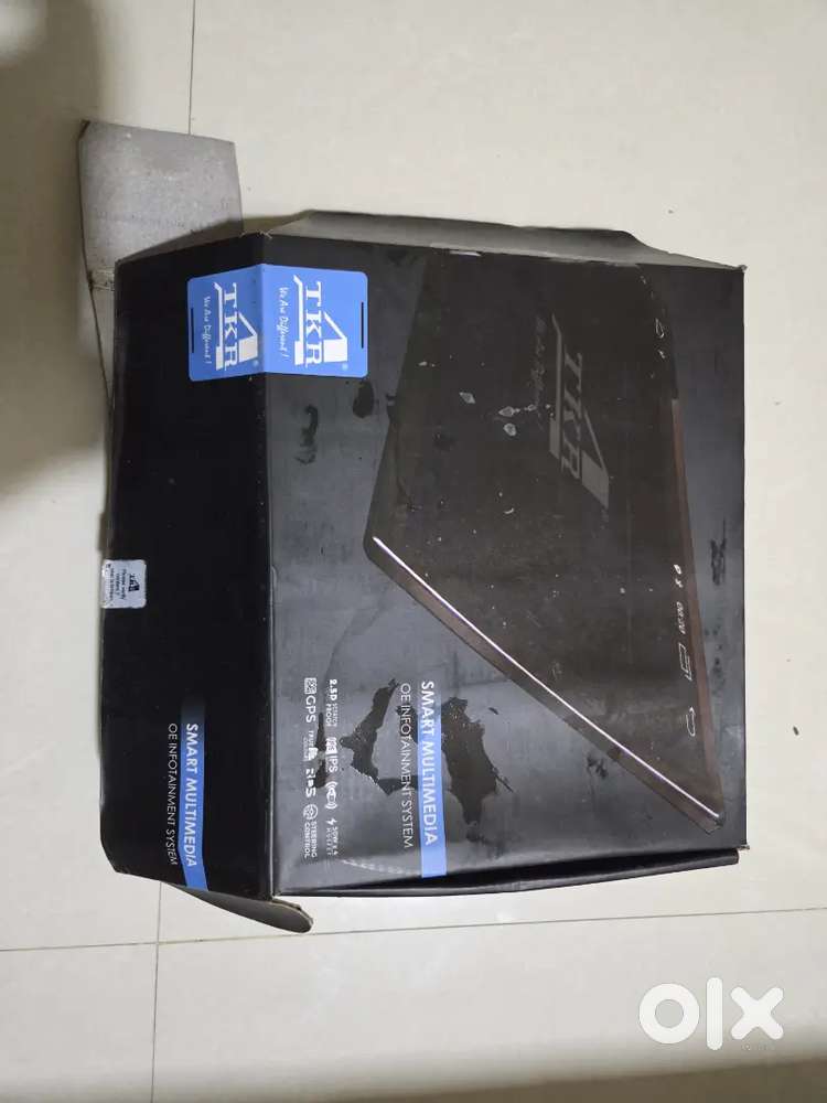 Tkr screen for sale urgent with android and apple car play
