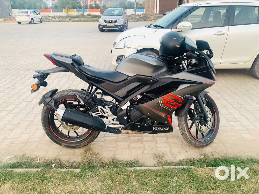 Yamaha R15 V3 2020 model only 13000km ridden.