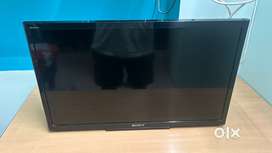 Sony Bravia 59.9 cm (24 Inches) HD Ready LED TV KLV-24P413D (Black)