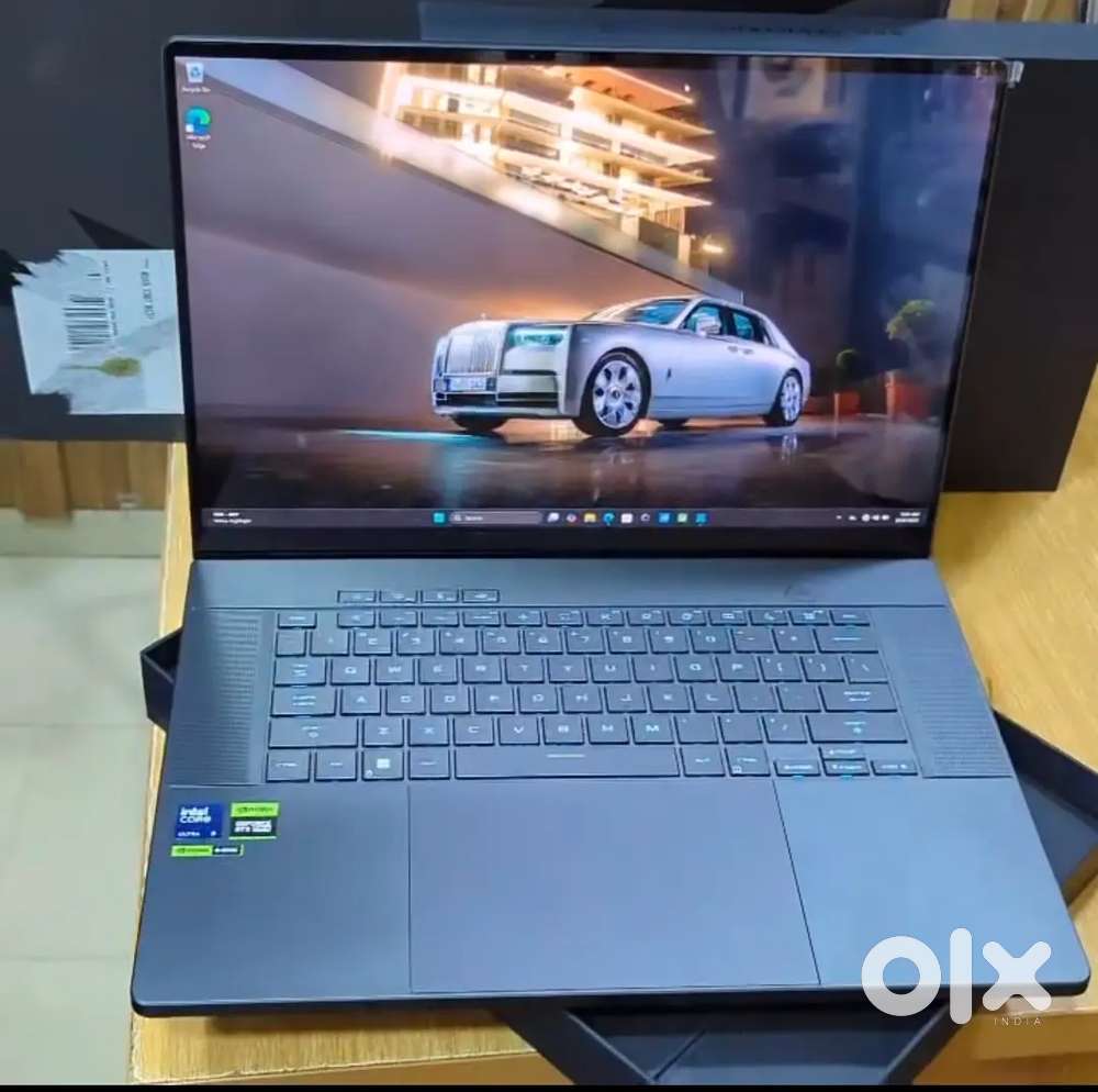 Mint 2024 Asus ROG Zephyrus G16 Gaming Laptop 16 RTX4070 16GB RAM 1TB