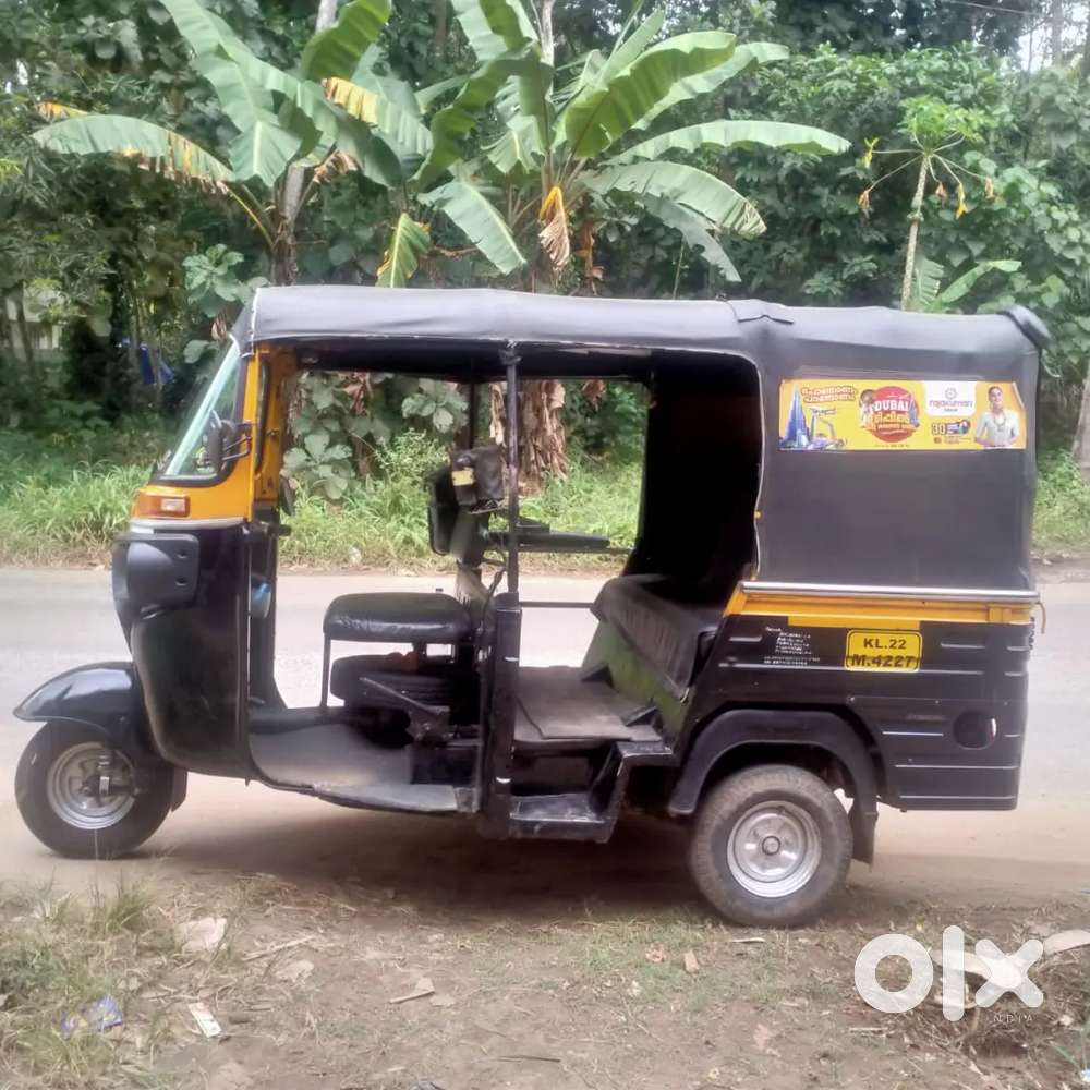 Bajaj maxima Xwide 2019 model