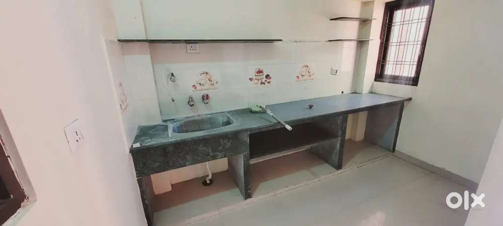 1RK Room Kitchen For Rent Near I Bus Stop Family Only