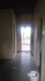1 bhk up stairs.  rent 3000 just 1. km bus stop aluva town 6 km