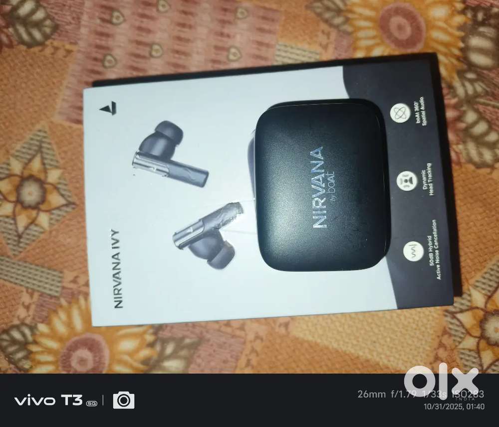 Boat Nirvana ivy earbuds