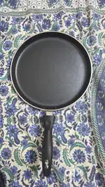 NON Stick Frying Pan