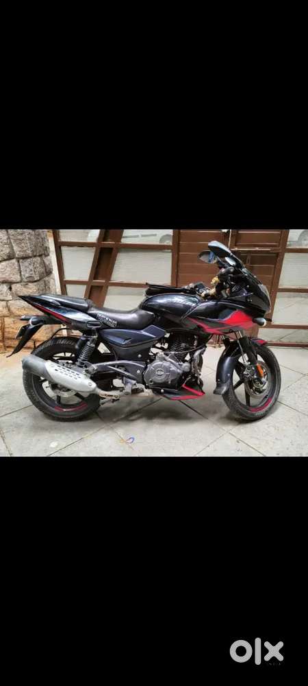 Pulsar 150 modified 220