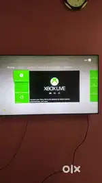 XBOX 360 console with 2 controller